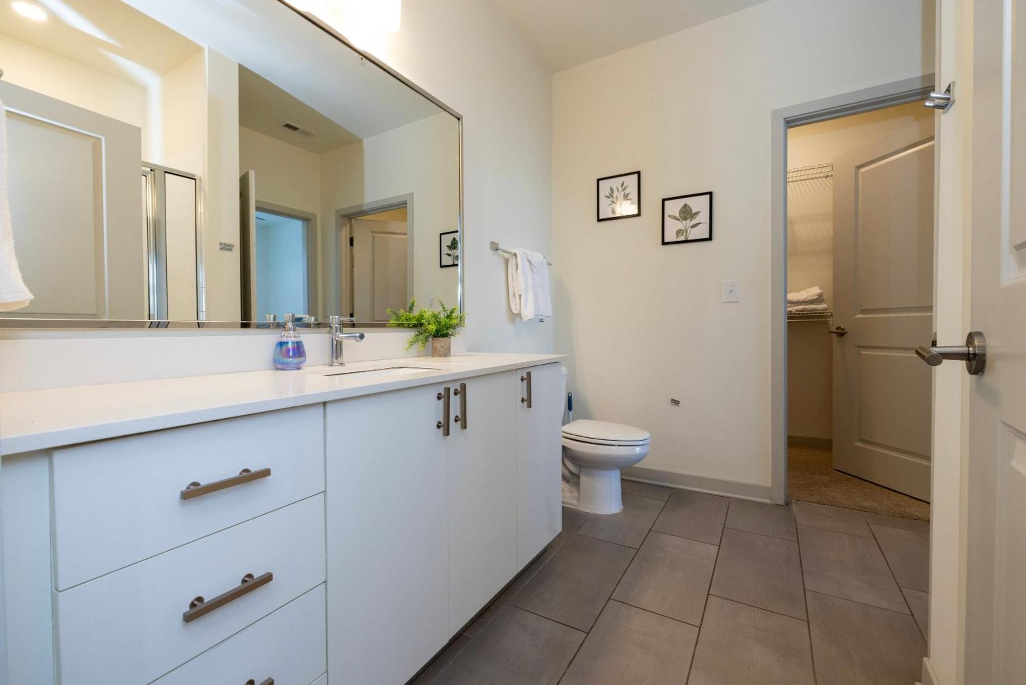 Modern Nulu 2Br Cozysuites 01 Луисвилл Экстерьер фото
